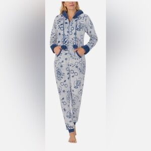 Harry Potter Wizarding World Women's Harry Potter Onesie Pajama size Medium